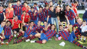 Extremadura UD campe&oacute;n Tercera Divisi&oacute;n.