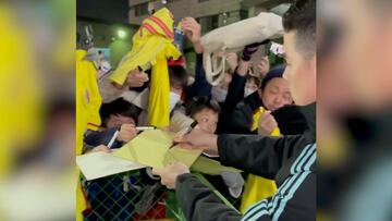 James y el cariño de los hinchas japoneses