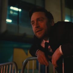 La camiseta de Walmart que Roman Roy utilizó en el final de Succession