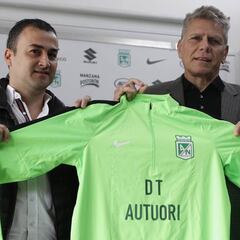 Atlético Nacional presenta a Paulo Autuori de forma oficial