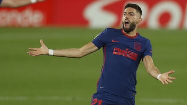 Carrasco, durante el Betis-Atlético.