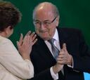 Blatter impide que se publique un libro con caricaturas suyas