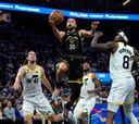 Los Warriors ganan a lomos de Curry: “Es aterrador”