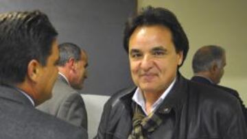 <b>EN MADRID. </b>Joaquín Maroto recibe a Christian Constantin a su llegada a la capital.