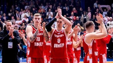 Mario Hezonja y el resto de jugadores croatas agradecen a la afición los ánimos después de quedar eliminados del Eurobasket tras perder con Francia.
