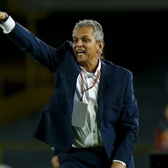 Reinaldo Rueda repite debut con Colombia ante Perú