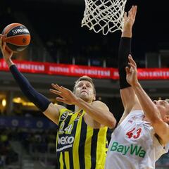 Sigue el calvario del MVP de la Euroliga: Vesely, baja indefinida