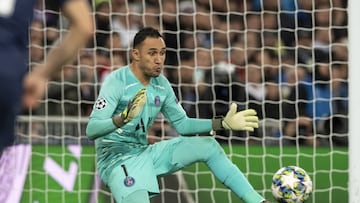 El portero costarricense es el portero que más porterías a cero suma en lo que se lleva disputada de temporada. Keylor ha jugado 31 partidos esta campaña (entre todas las competiciones: Ligue 1, Champions, Coupe de France y Coupe de la Ligue) y ha dejado su meta imbatida en 17 oportunidades. En los 14 partidos restantes ha encajado 24 goles .