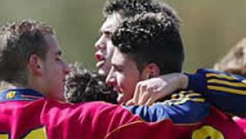 <b>CUATRO DE CUATRO.</b> En las cuatro ediciones disputadas hasta la fecha, incluida esta edición, la selección nacional ha participado en todas ellas. Además, se ha hecho con el título por selecciones de 1999 y con el continental de 1999.