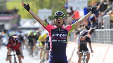 Diego Ulissi se impone en el circuito de Getxo