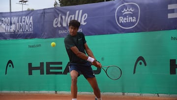 Tres españoles en los cuadros júnior de Roland Garros