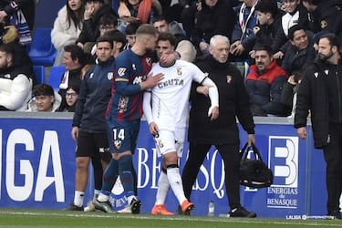 Aprobados y suspensos del Ceuta: polémica expulsión de Marcos Fernández 