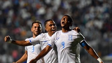 Surinam, Curazao, Jamaica y Honduras controlan su destino