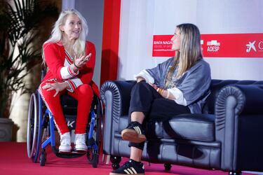 Gemma Hassen-Bay, esgrimista paralímpica y Coach con Marta Francés, Deportista española que compite en triatlón adaptado. Medalla de plata en París 2024.