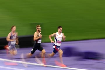 Jakob Ingebrigtsen y Josh Kerr.