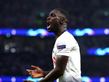 Tottenham, con Davinson S&aacute;nchez en la cancha, cay&oacute; en su casa ante Ajax en la semifinal de la Champions League. El gol de la victoria lleg&oacute; a trav&eacute;s de Van De Beek en el minuto 14.  