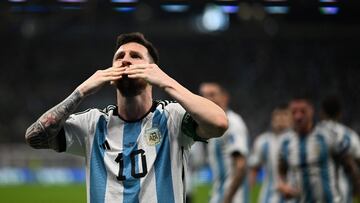 Lionel Messi en un partido de Argentina en el Mundial de Qatar 2022.