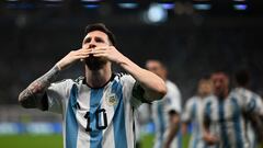 Lionel Messi en un partido de Argentina en el Mundial de Qatar 2022.
