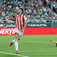 Paredes: “El gol me sirve también de motivación”