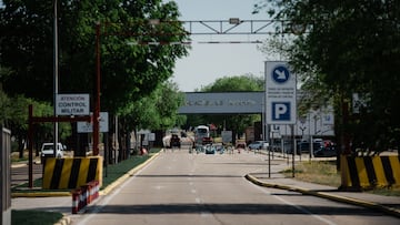 Vista de la base de Torrejón de Ardoz, a 24 de abril de 2023, en Torrejón de Ardoz, Madrid (España). 104 ciudadanos españoles han sido evacuados desde Sudán, donde aún permanecen 62 militares españoles. Entre estos militares se encuentran los miembros del Ejército del Aire, de la Brigada Paracaidista y del Mando de Operaciones Especiales que han participado en el rescate. Entre los evacuados hay, además de españoles, ciudadanos portugueses, italianos, polacos, irlandeses, mexicanos, venezolanos, colombianos, argentinos y sudaneses.
24 ABRIL 2023;TORREJÓN DE ARDOZ;MADRID;AVION SUDAN
Mateo Lanzuela / Europa Press
24/04/2023