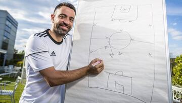 Xavi Hernández: "Los sistemas pueden cambiar durante un partido, el modelo nunca"