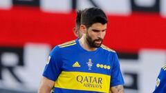 Soccer Football - Primera Division - River Plate v Boca Juniors - Estadio Monumental, Buenos Aires, Argentina - October 3, 2021  Boca Juniors&#039; Nicolas Orsini with teammates REUTERS/Gustavo Ortiz