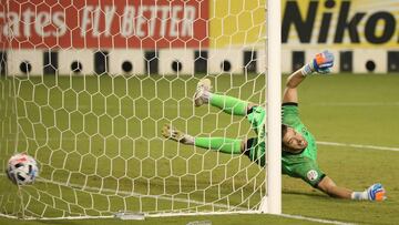 Nassr&#039;s goalkeeper Brad Jones concedes a goal in the shoot-out during the AFC Champions League semi-finals match between Saudi&#039;s Al-Nassr and Iran&#039;s Persepolis on October 3, 2020, at the Jassim Bin Hamad Stadium in the Qatari capital Doha. 