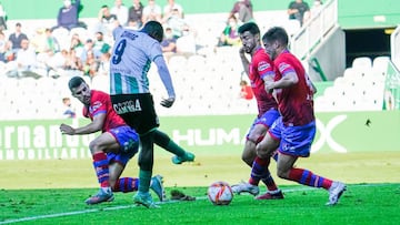 Resumen y goles del Racing vs. Calahorra de Primera RFEF Footters