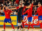 España aprueba con nota en Italia