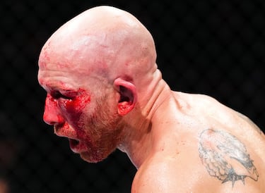 Josh Emmett, el último en caer ante Topuria