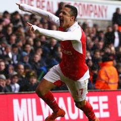 Leyenda del Liverpool: "Alexis entrará en racha otra vez"