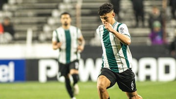 Thiago Espinosa, nuevo refuerzo del América, durante un partido de su exequipo.