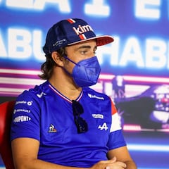 Fernando Alonso: Verstappen "deserves" F1 title over Hamilton