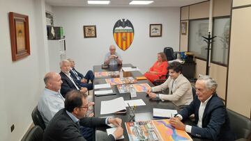 Reunión de la cúpula la asociación "De Torino a Mestalla"