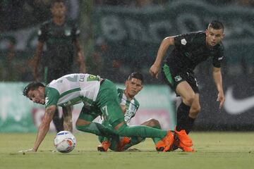 Atlético Nacional eliminó en cuartos de final al Deportivo Cali con doblete de Dayro Moreno a los 50 y 90 minutos. Los verdes avanzaron a semifinales con un marcador de 2-1.