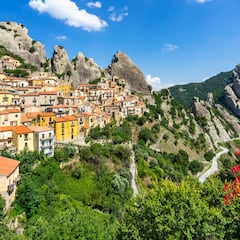 An Italian town is selling houses for $1 to all the Americans disappointed by Trump’s victory