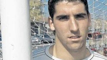 <b>COTIZADO. </b>Raúl García es pretendido por el Atlético, pero Osasuna cuenta con él.