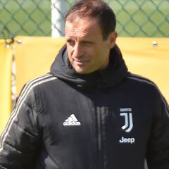 Allegri: "Es una pena no tener a Cuadrado en Champions League"