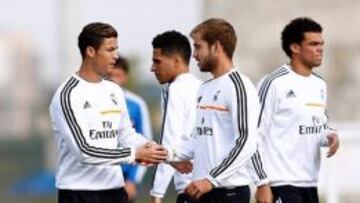 Cristiano ya se entrenó y Bale sigue con su puesta a punto