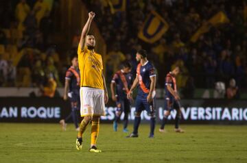 Gignac y su póker en imágenes