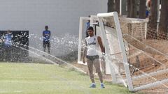 Guedes, en un entrenamiento con el Valencia. 
 
 
 
 
 
 
 
 
 
 
 
 
 
 
 
 
 
 
 
 
 
 
 
 
 
 
  PRETEMPORADA