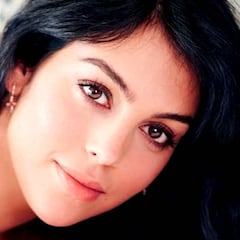 Georgina da una exclusiva y posa con Alana Martina