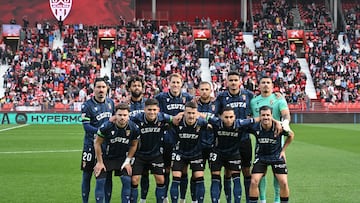 Once del Ceuta en Almería.