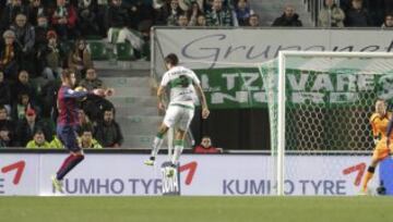 Piqué marca el 0-1.
