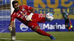 "Johnny Herrera es el mejor arquero del país"