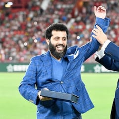 La venta del Almería se cuece a fuego lento