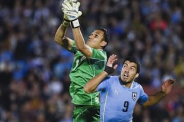 Uruguay y Costa Rica se enfrentaron esta noche en Montevideo, en un duelo que terminó igualado 3-3.