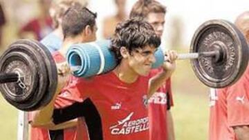 <b>PREPARADO. </b>Mariano Barbosa se entrena duro para competir con Vallejo por la titularidad.
