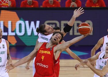Pau Gasol se ha convertido en el mximo anotador de la historia del Eurobasket, durante el partido contra Hungra del Eurobasket 2017. superando a Nowitzki y a Tony Parker que lideraban la clasificacin.