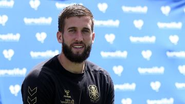 Nikola Sipcic se queda sin minutos con Montenegro